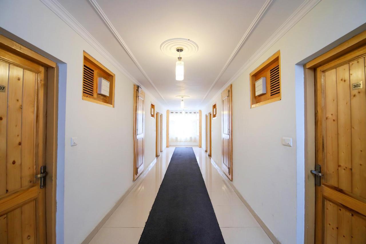 Hotel Oyo 3146 Six Season Regency Jagatsukh Zewnętrze zdjęcie