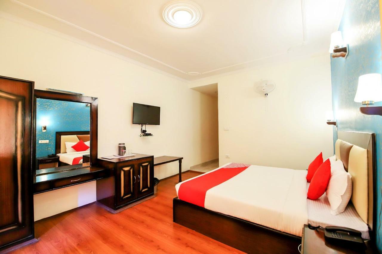 Hotel Oyo 3146 Six Season Regency Jagatsukh Zewnętrze zdjęcie